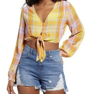 BP Women’s Tartan Plaid Long Sleeve Cropped Blouse